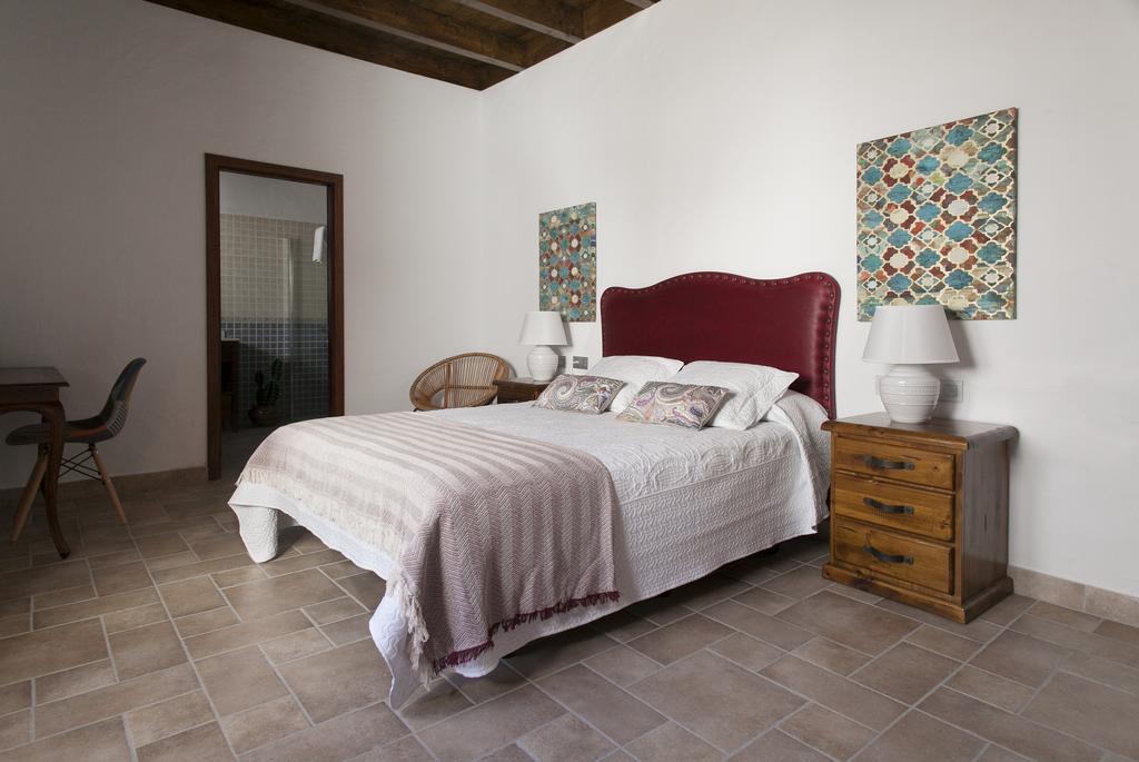Caserio Leandro II Tias Exterior photo